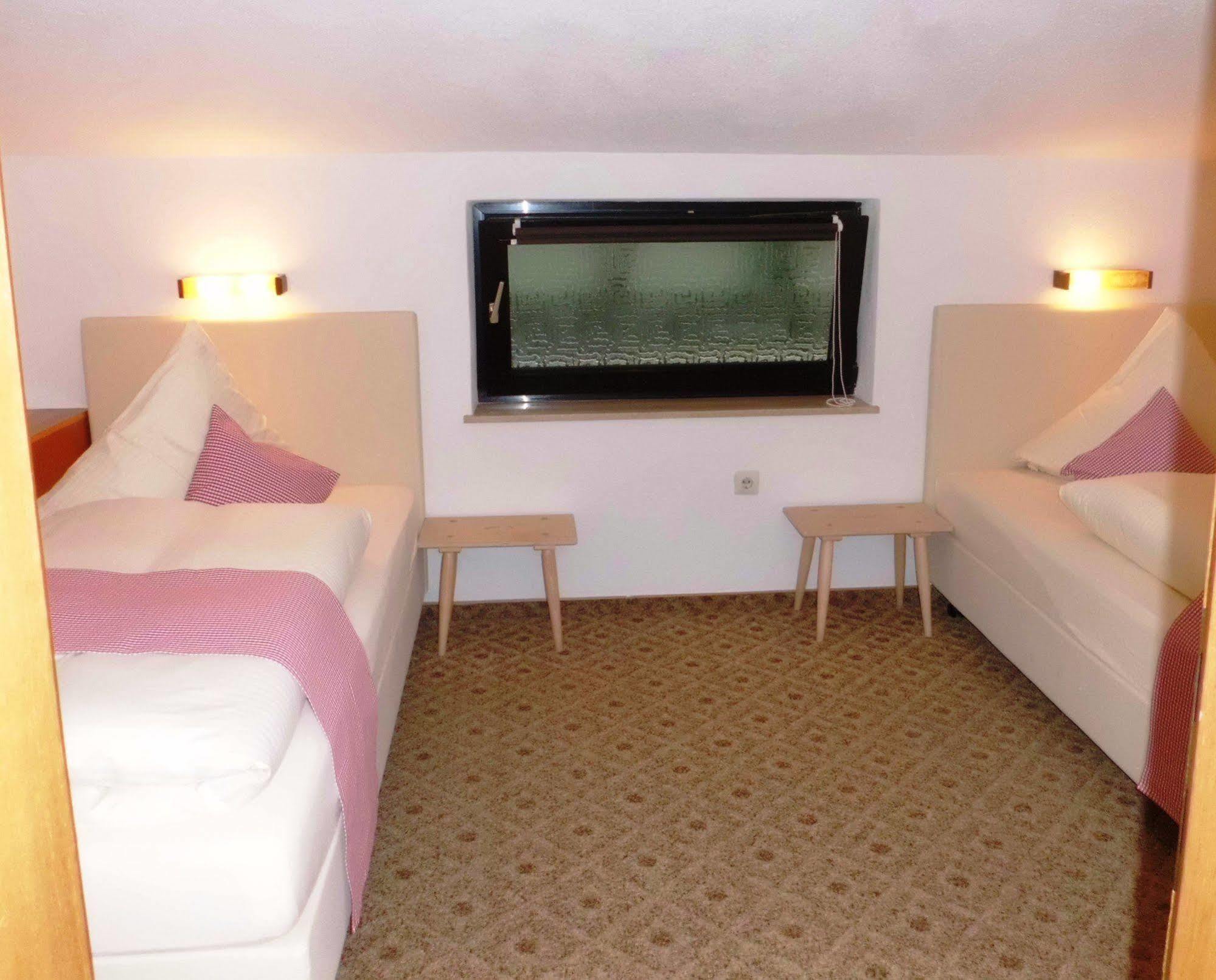 Alpina Appartements Haldensee Exterior foto