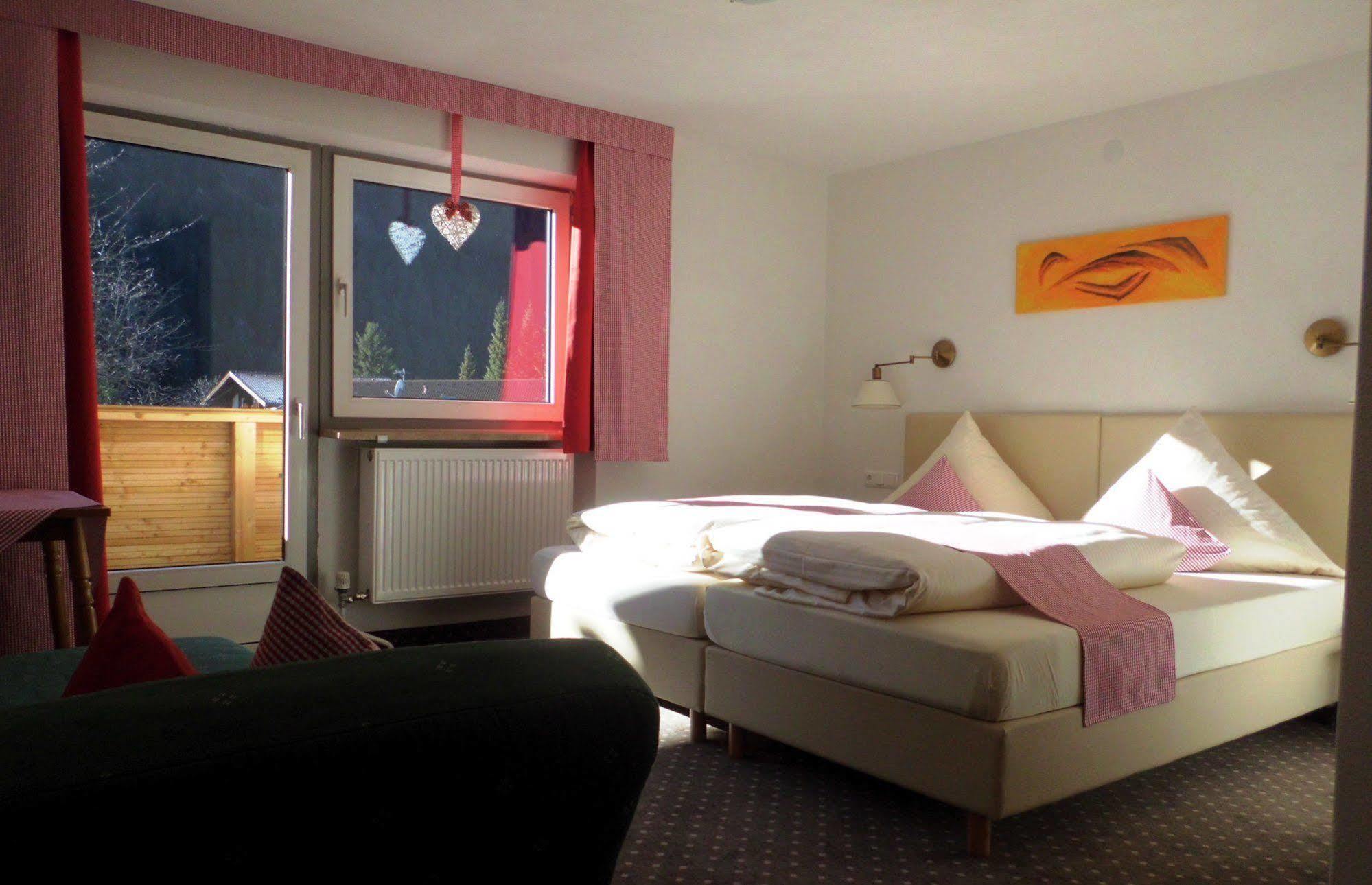 Alpina Appartements Haldensee Exterior foto